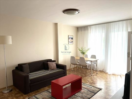 Crveni krst, Metohijska, 88m2