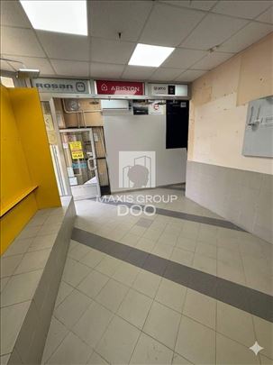 Ekskluzivna ponuda-lokal u strogom centru grada