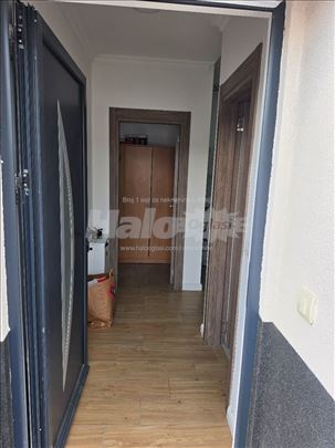Izdajem stan u Batajnici