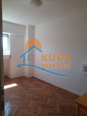 Jednoiposoban stan kod TC Delta, 35m2