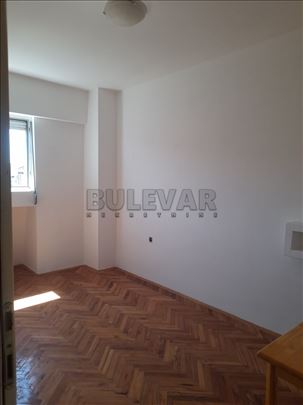 Jednoiposoban stan kod TC Delta, 35m2