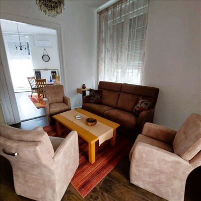 Centar, Karađorđeva, 2.0, 61m2
