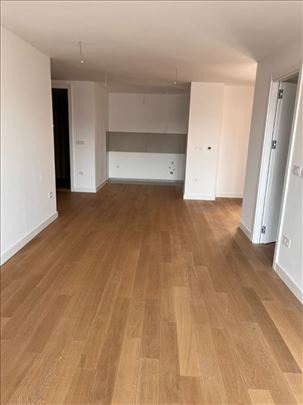 LUX novogradnja, četvorosoban stan