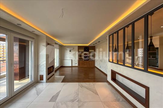 Pazinska | Penthouse | 4 spavaće sobe | Velika ter