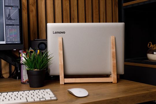 Stalak za laptop
