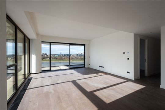 Stan 143.23m² | BW Perla | 4 sobe | Pogled na reku