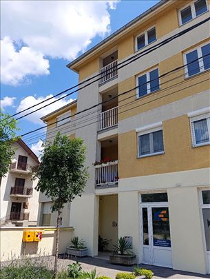 Stan Mladenovac 62m2 Tozino Voće
