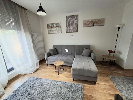 Voždovac, Banjica, Paunova ID#40120