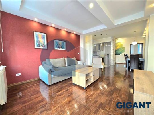 Đeram pijaca, 79m2, I, cg