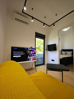 Dorćol- Cara Dušana -27m2+5m2 terasa -uknjižen