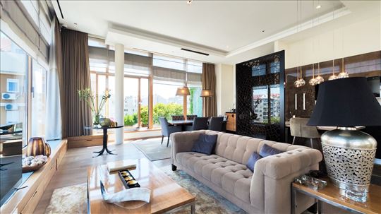 Duplex stan 229m² | Dorćol | Zimska bašta