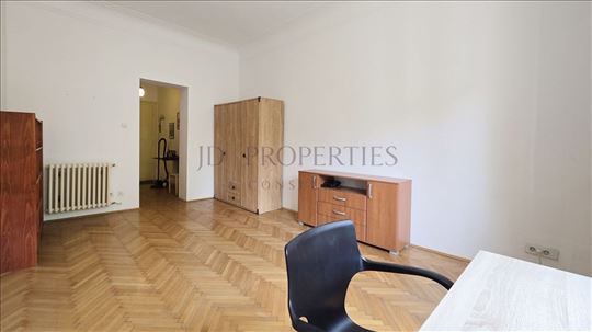 Izdavanje stana,Madera,30m2