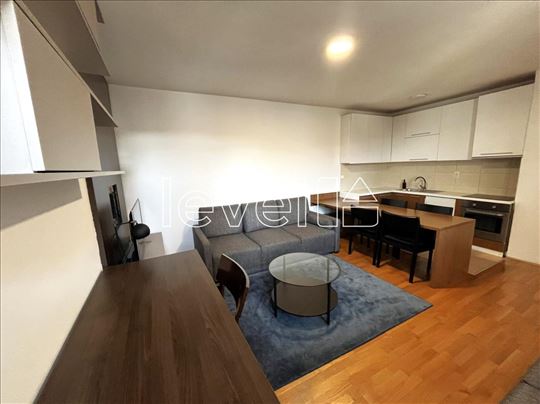 Stan,Novi Sad,Nova Detelinara,kv: 42.00