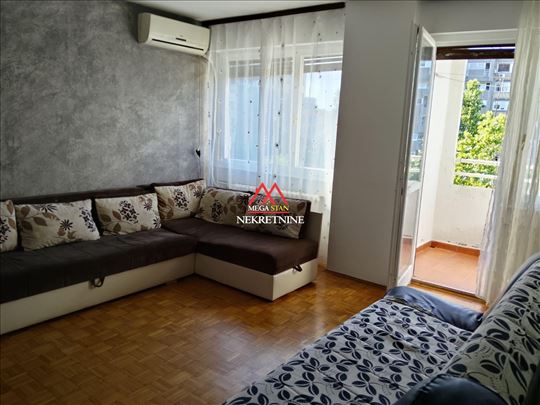Trosoban stan na Limanu 3 – 63m2 - Narodnog Fronta