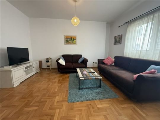 Vračar-Sazonova-2.0-Garaža-Nameśten ID#3286