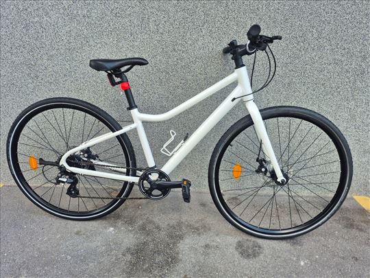 WHITE ax series S 2025 kao nov