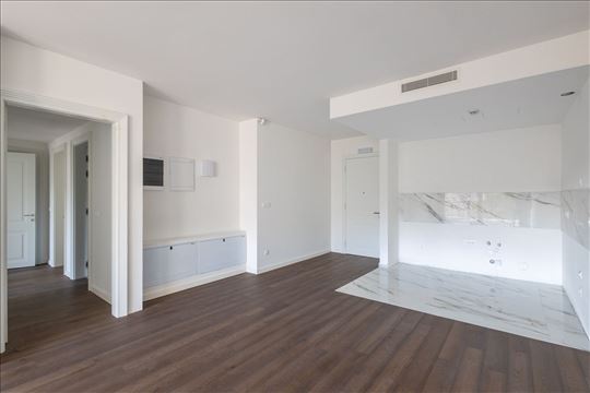 Četvorosoban stan 115m² | Vračar | Spa i bazen
