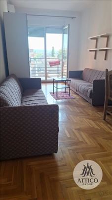 Jednosoban stan sa garažom prekoputa Pokrajnske bo