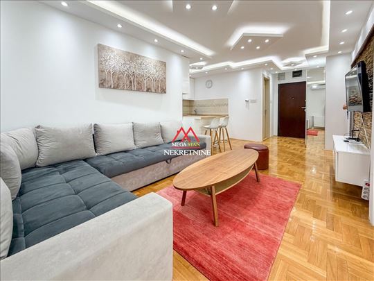 Lux stan - 46m2 - Grbavica - pet friendly