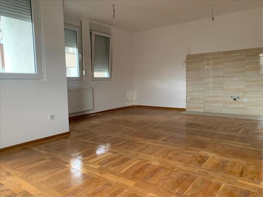 Mirijevo 3.0 57 kv Milića od Mačve