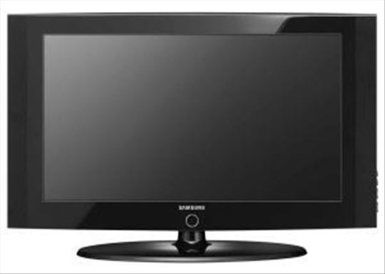 Samsung 32 81cm lcd kao nov garancija