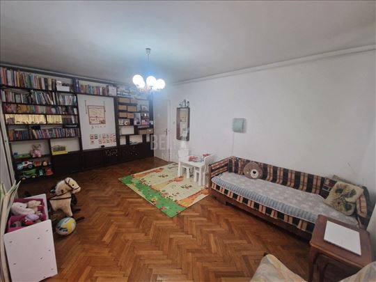 Vračar, funkcionalan 3.5 stan