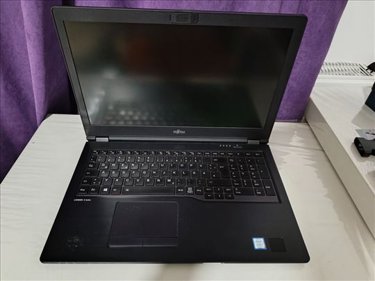 Fujitsu Lifebook Core i7-7500U 16GB 500Gb