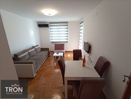 Jednosoban stan kod škole 42m2