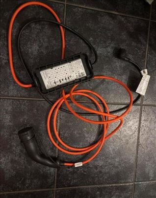 Aptiv punjač za kucno punjenje auta 