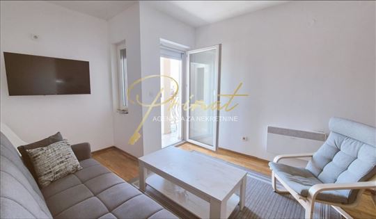 Beograd, Gradska Bolnica, Stan, 2.0, 40m2