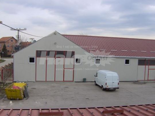 Hala cca1100m2 kancelarije cca180m2 dvoriste 13a
