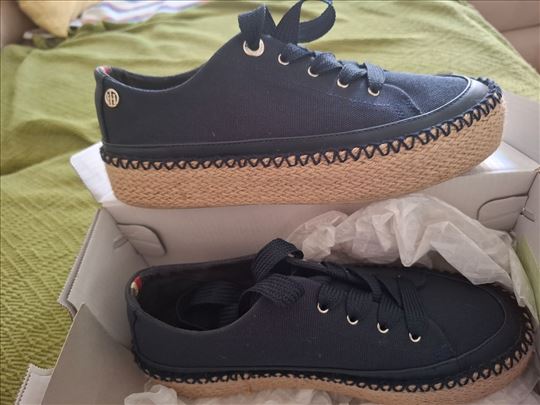 Tommy espadrile sa pertlom