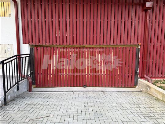 garazno mesto za izdavanje u centru