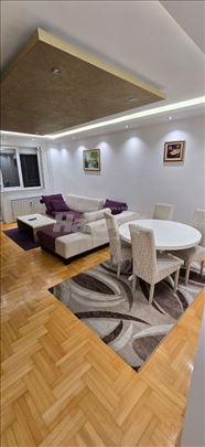 Izdaje se moderan kompletno namešten stan 54 m² – 