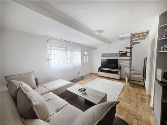 Jednoiposoban, 40 m2, namešten, Braće Ribnikar