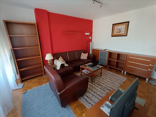 Dvosoban stan za izdavanje, Blok 70, 55m²