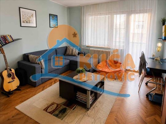 Izdaje se odličan trosoban stan u Durlanu, 85m2