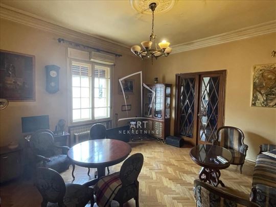 Krunska , salonac ,mereno 76 m2 ID#15607