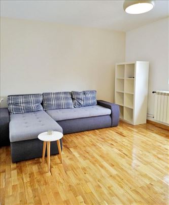 Odlična lokacija-Majke Jevrosime 43m2,1.5