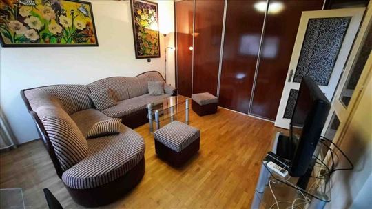 Prve pruge,veći jednosoban,komforan ID#814649