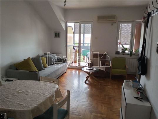 Stan,Novi Sad,Bulevar Evrope,kv: 41.00