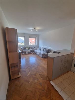Stan,Novi Sad,Centar,kv: 29.00