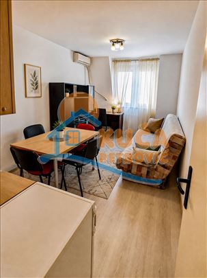 Izdaje se jednoiposoban stan u blizini Dif-a, 39m2
