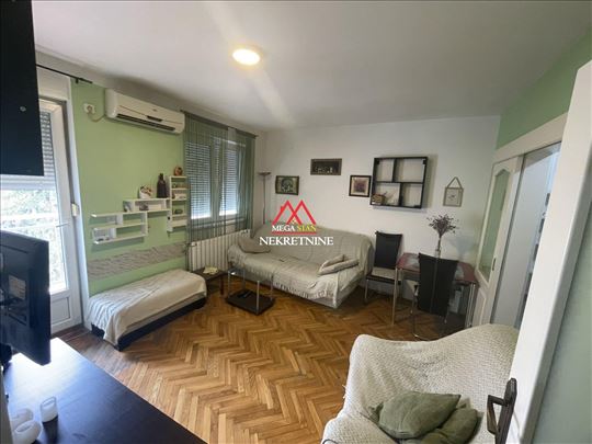 Jednoiposoban stan - 41m2 - Grbavica