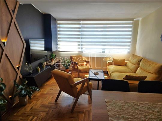 Stan,Novi Sad,Nova Detelinara,kv: 72.00