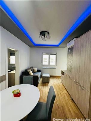 Vidikovac, 50 m2, 2.0, namešten, nov, LUX