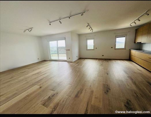 Vidikovac150 m2, 4.0, nov, LUX