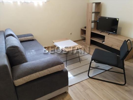 Centar - Vračar Crveni Krst #68075