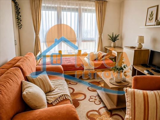 Izdaje se odlična garsonjera u Duvaništu, 26m2