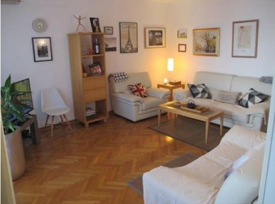 Jevrema Grujića, 90m2, trosoban, terasa, garaža